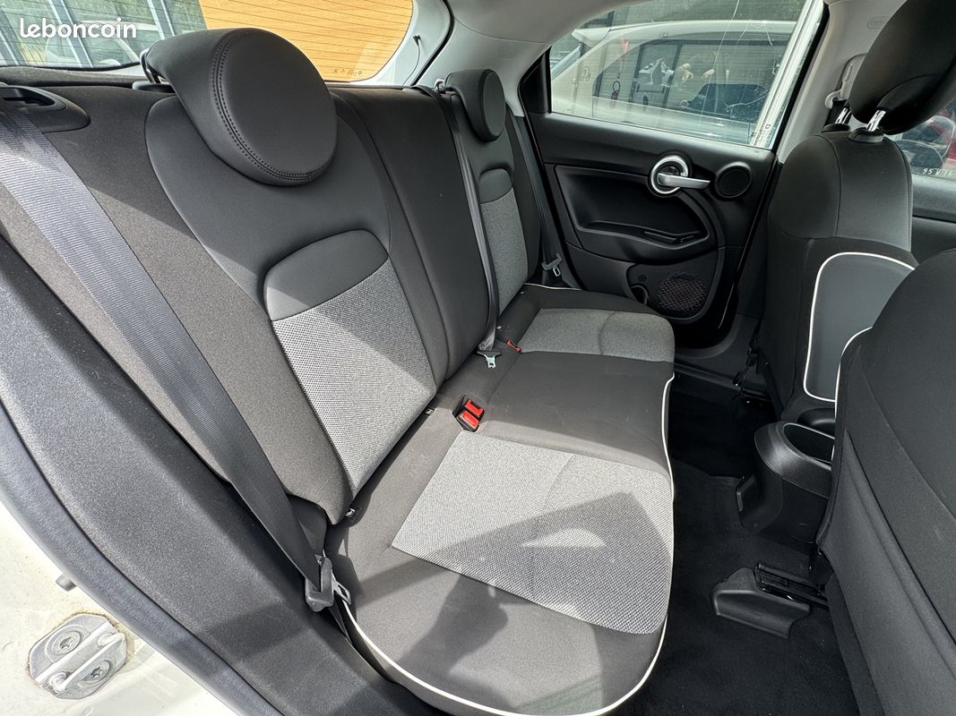 Fiat 500X 1.6 E-TORQ 110CH LOUNGE (image 11)