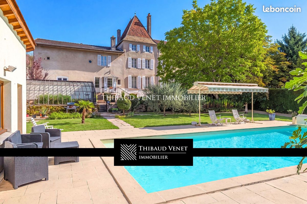 Maison 10 pièces 455 m² · à Charnay-lès-Mâcon · 455 m² · 875 000 €