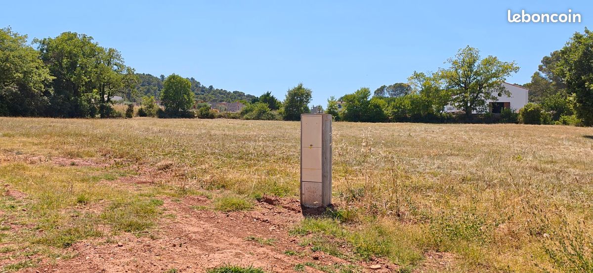 Terrain constructible viabilisé · à Clermont-l'Hérault · 289 000 €