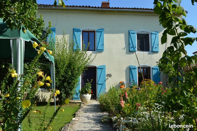 Propriété 5 pièces 202 m²