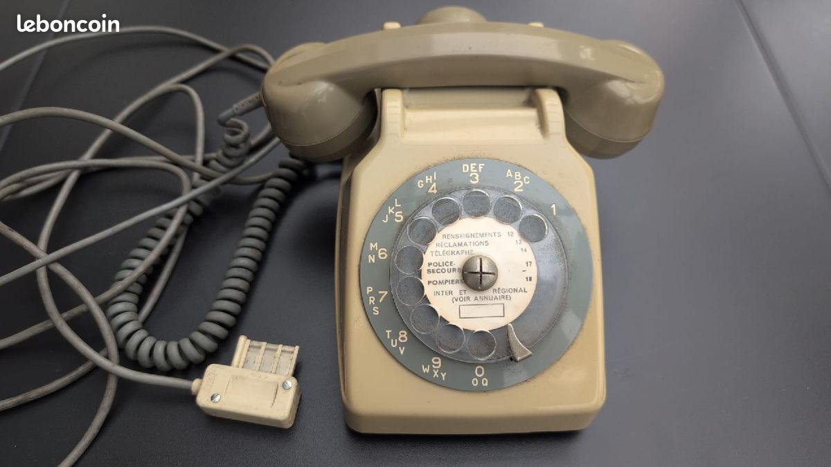 Téléphone socotel s63 a cadran
Valeur : 15 (image 1)