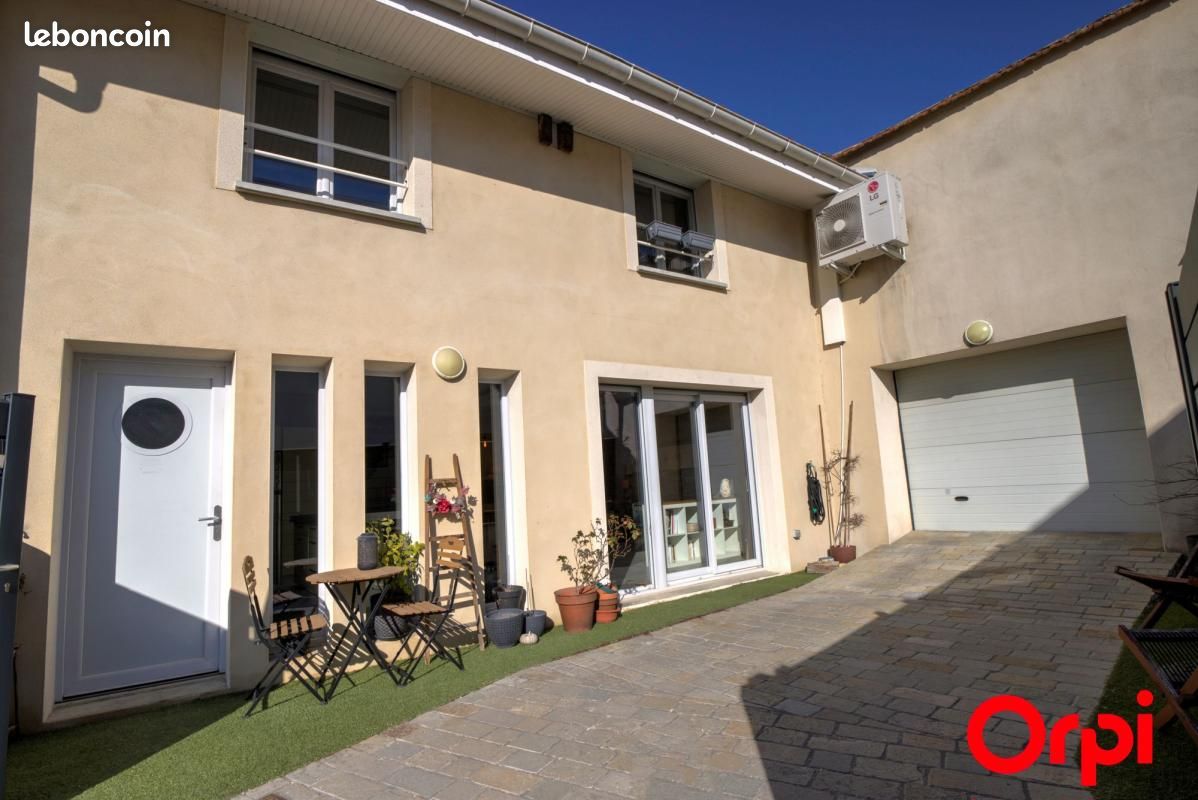 Maison 3 pièces 128 m² · à Miribel · 128 m² · 329 000 €