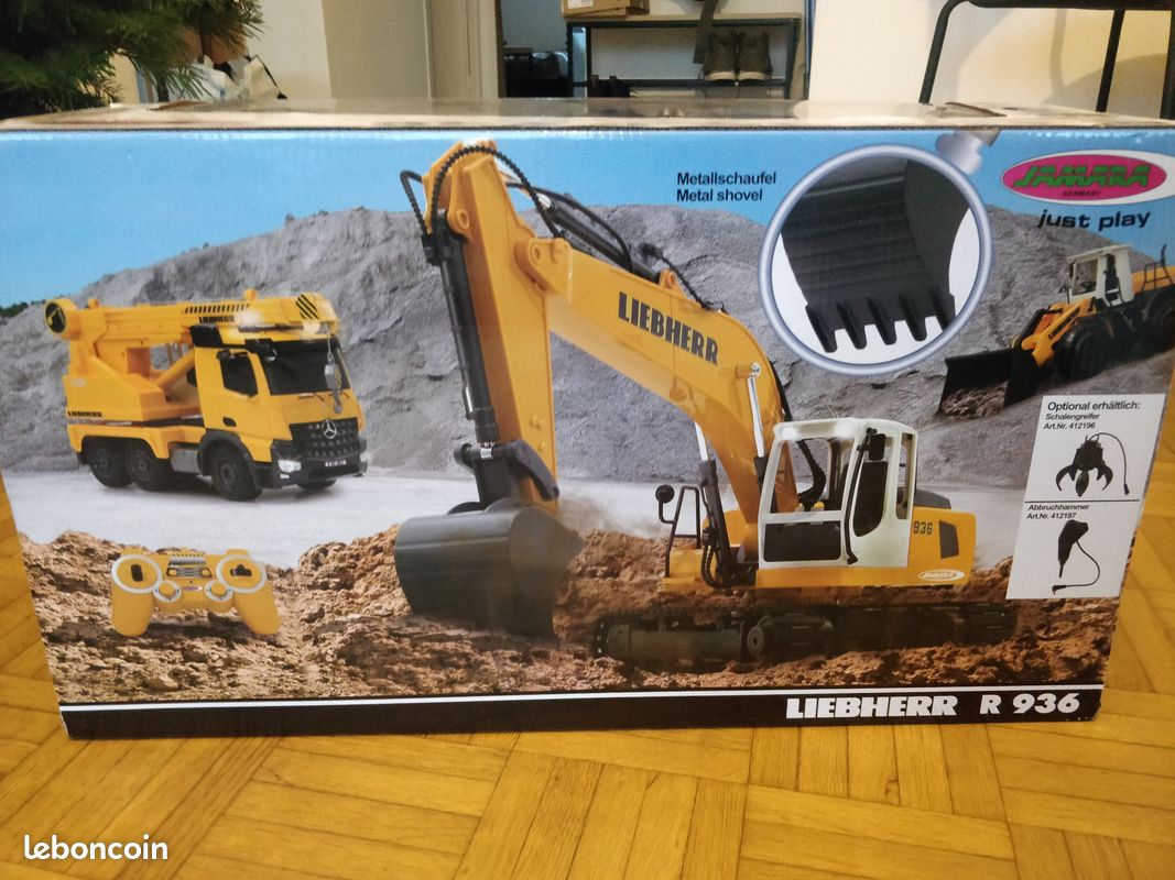 Pelleteuse Liebherr R936 1:20 2,4GHz (image 6)