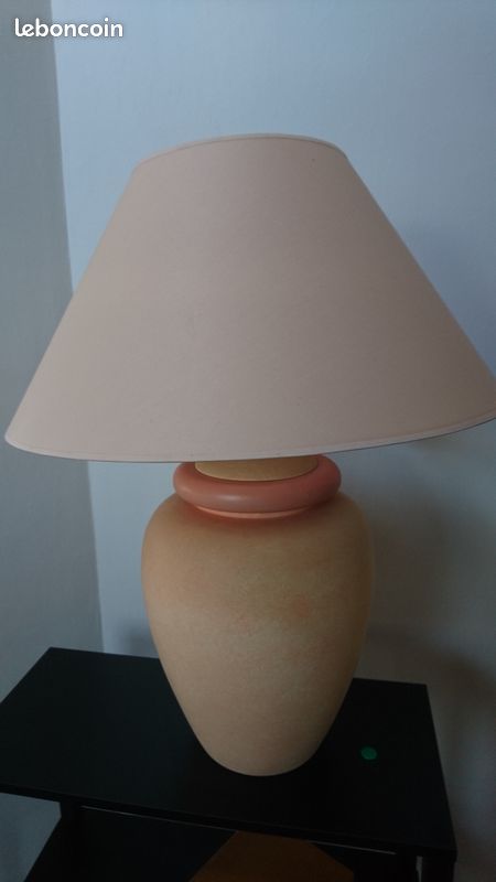 Lampe à poser (image 1)