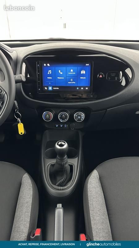 Toyota aygo x 1.0 VVT-i 72ch Dynamic (image 16)