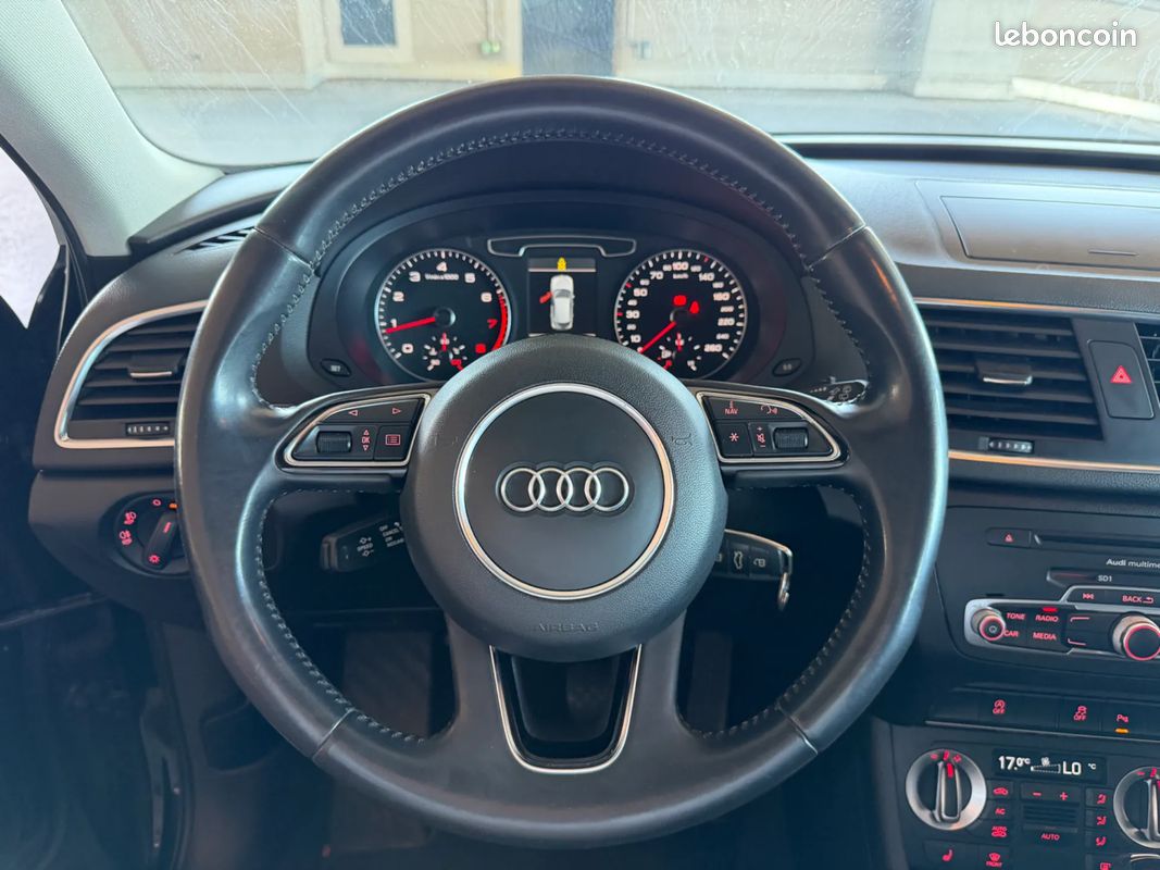 AUDI Q3 2.0 211ch Ambiente - Suivi Complet - Intérieur Cuir - Sièges Chauffants - Attelage (image 8)