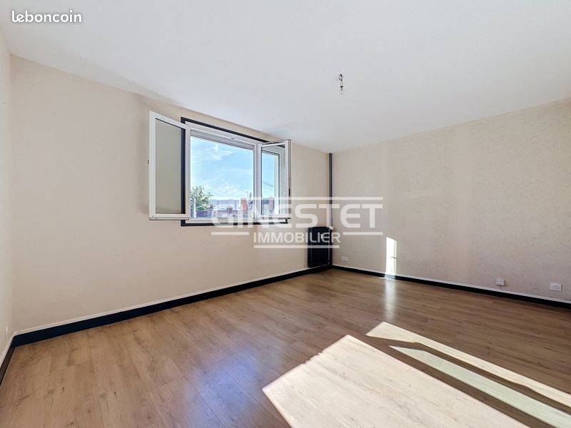 Appartement 2 pièces 58 m² · à Saint-André-les-Vergers · 58 m² · 650 €/mois