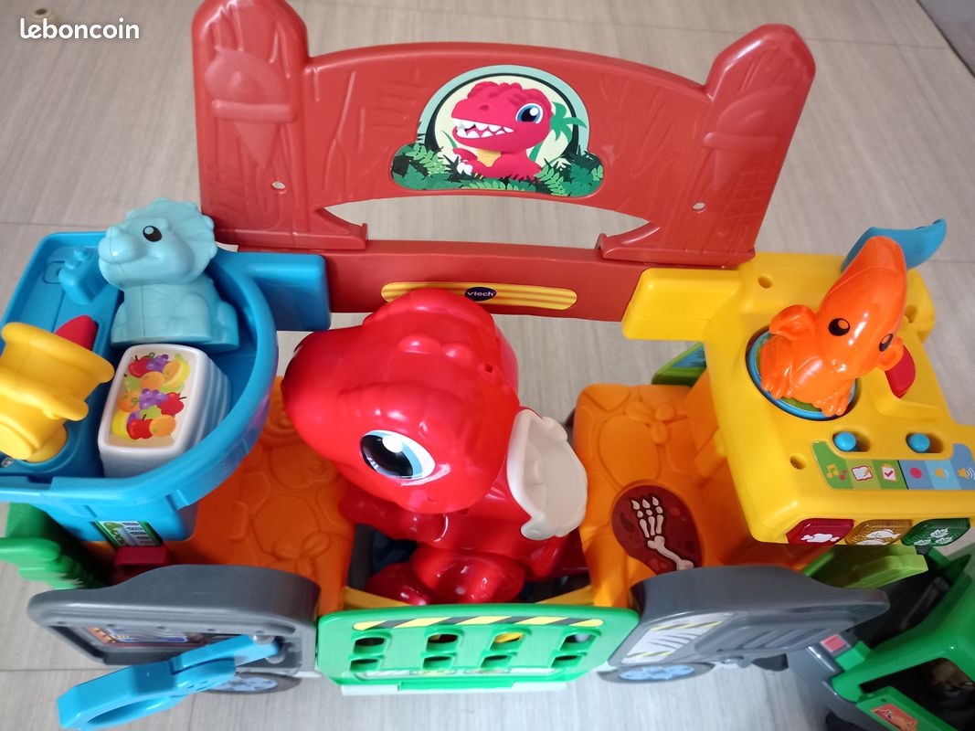 VTECH - Tut Tut Copains - Super Camion Caserne De Pompiers - 2 En 1 Rond Magique Mixte 12 Mois Vt3417765298059 VTECH - Tut Tut Copains - Super Camion Caserne De Pompiers - 2 En 1 Rond Magique Mixte 12 Mois Vt3417765298059