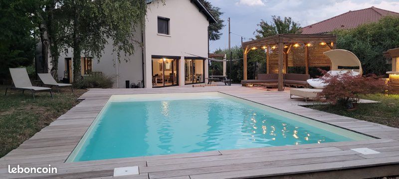 Maison 9 pièces 250 m² · à Neyron · 250 m² · 1 200 000 €