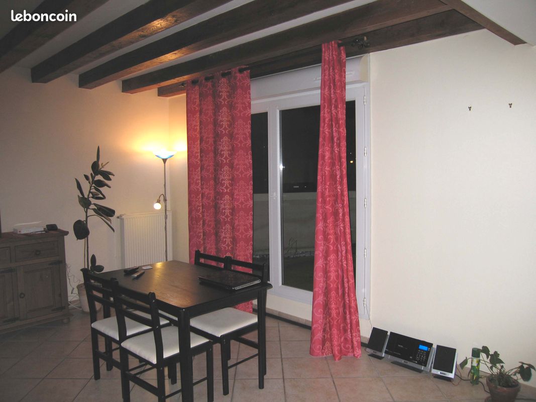 Appartement 3 pièces 70 m² · à Saint-Florentin · 70 m² · 640 €