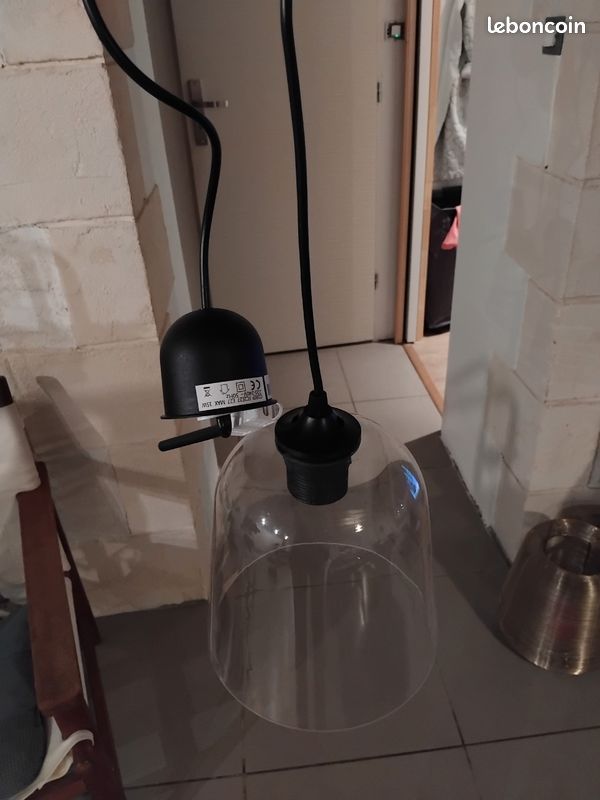Luminaire suspensions (image 2)