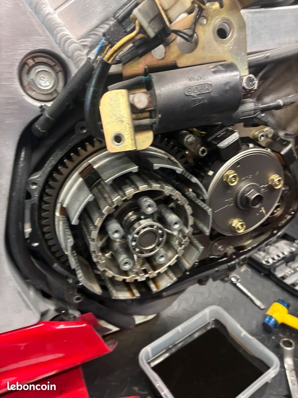 Échange honda vfr 1990 (image 2)