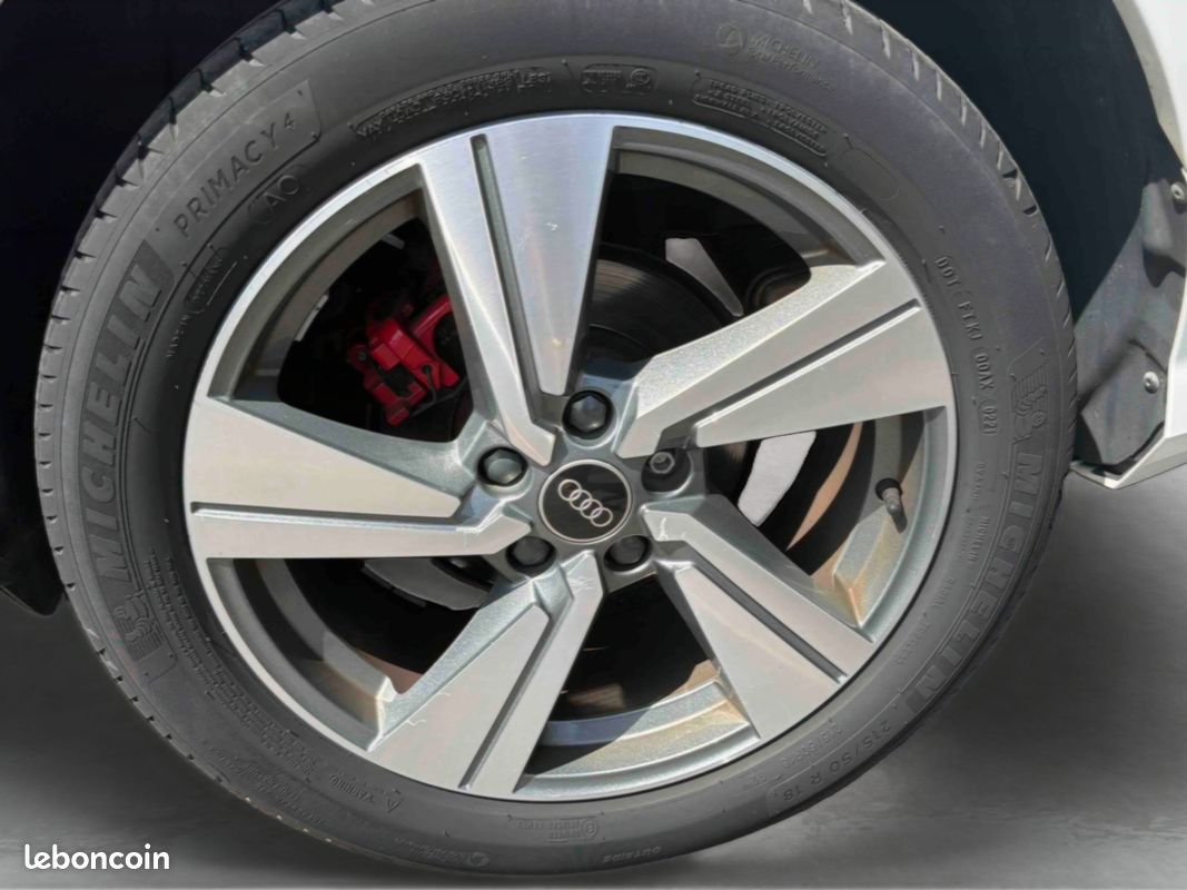 AUDI Q2 35 TFSI 150 S tronic 7 S line (image 17)