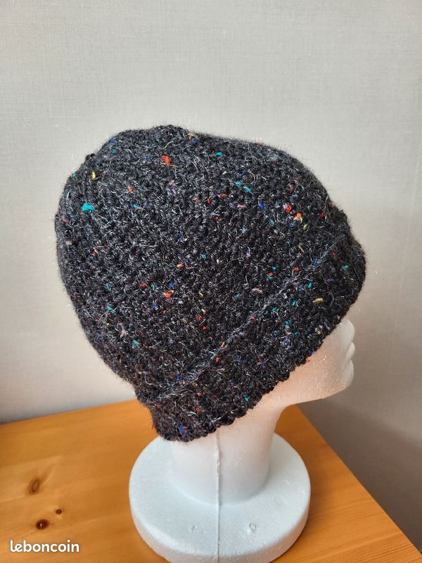 Bonnet fait main au crochet (image 4)