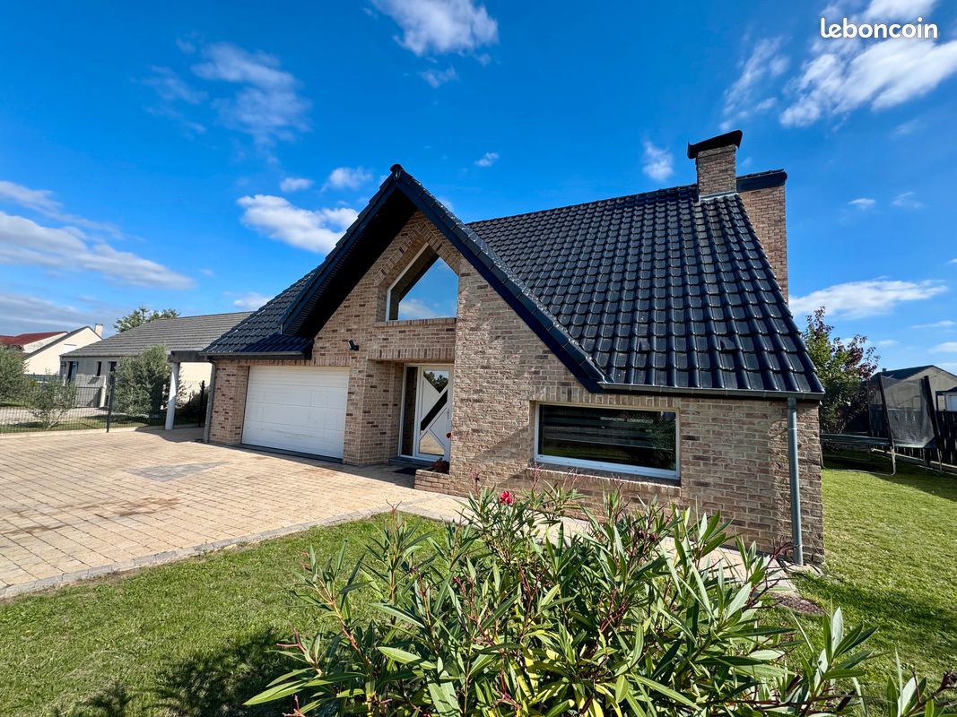Maison 5 pièces 120 m² · à Hénin-Beaumont · 120 m² · 355 000 €