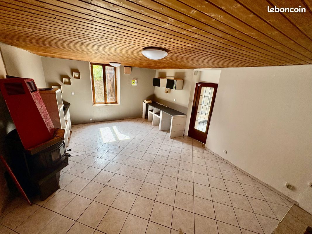 Maison 5 pièces 71 m² · à Ronchamp · 71 m² · 37 000 €