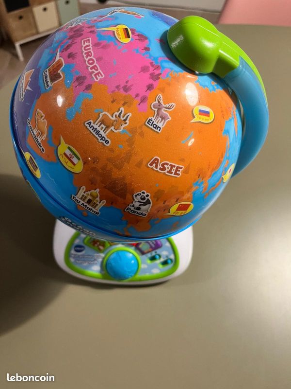 Vtech mon premier globe lumi touch (image 2)