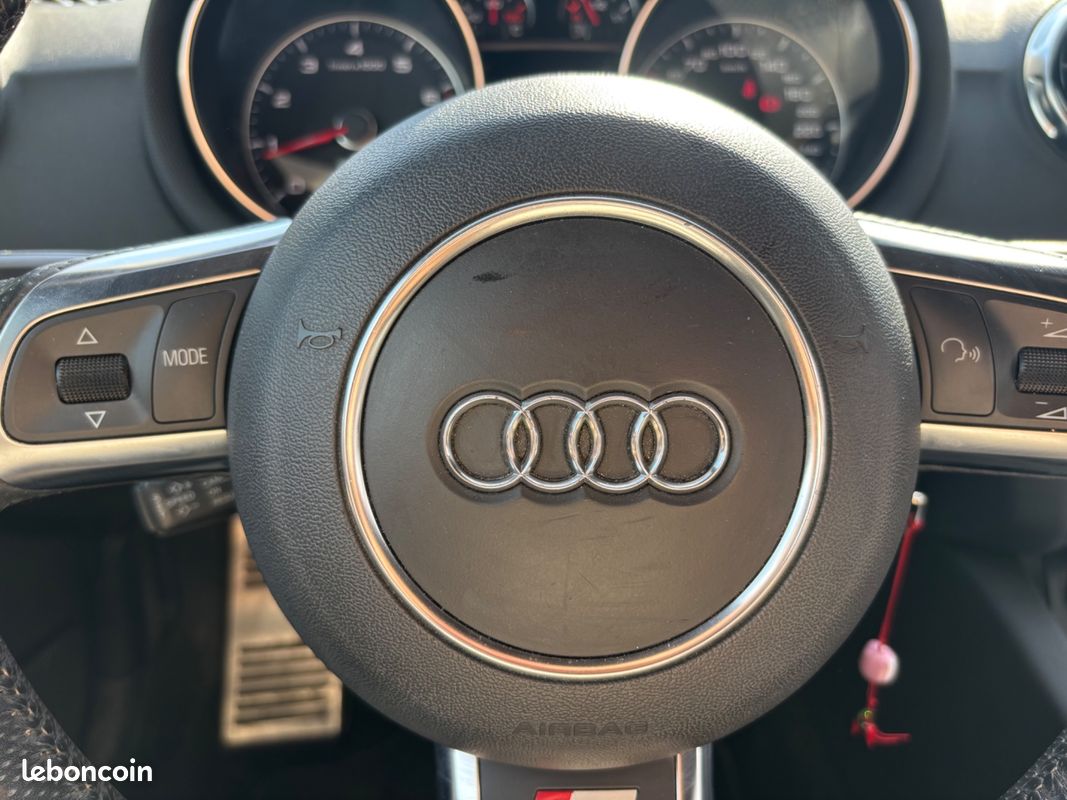 AUDI TT COUPE 1.8 TFSI 160CH S LINe (image 25)
