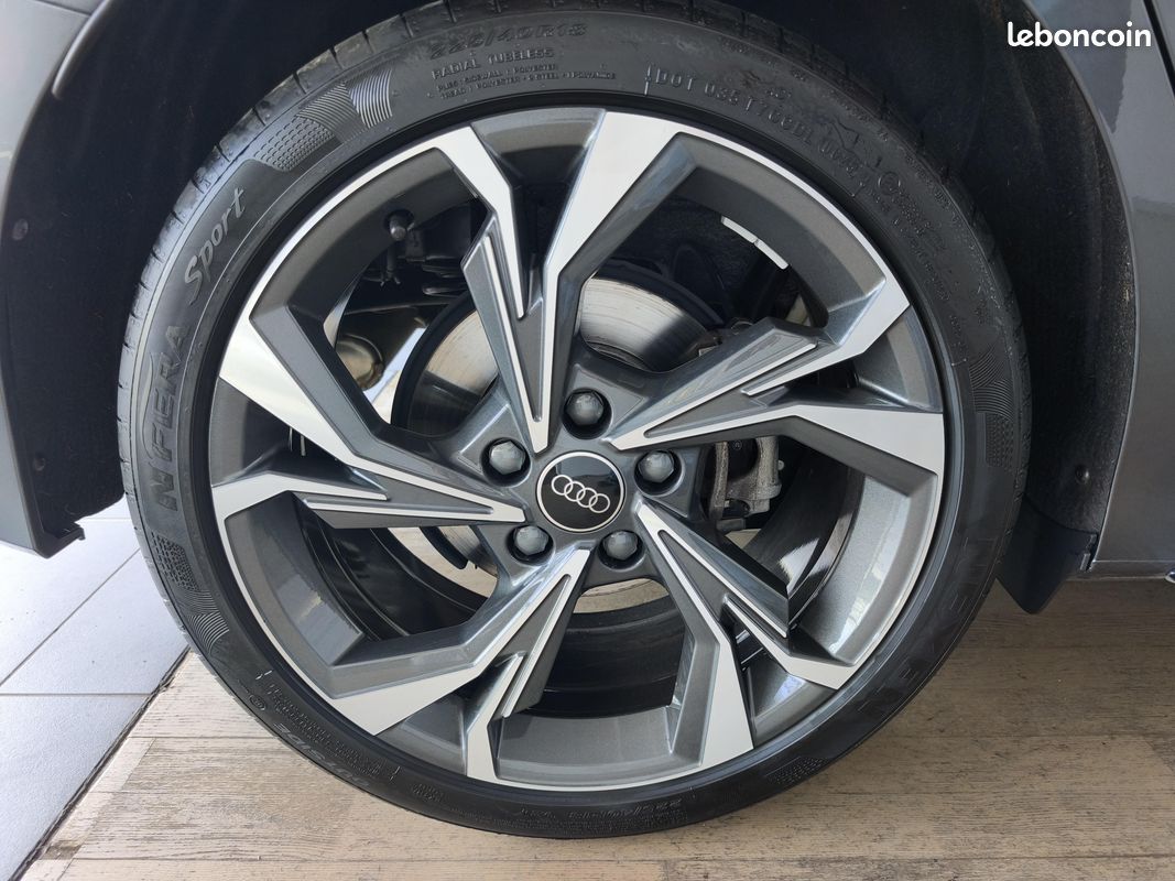 AUDI A3 Sportback TFSI Mild Hybrid 150 S tronic 7 S line (image 9)