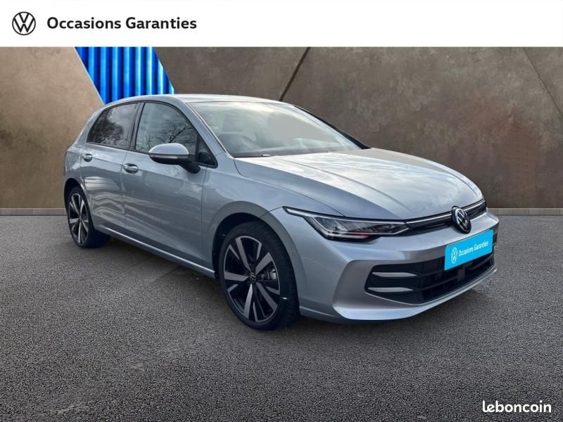 Volkswagen Golf 1.5 eHybrid 204ch VW Edition DSG6 (image 4)