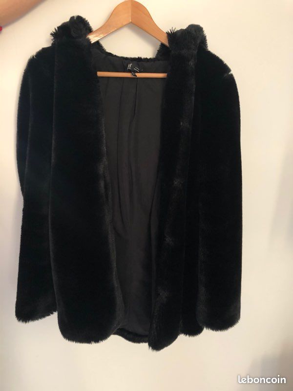 Fausse fourrure noire Zara (image 1)