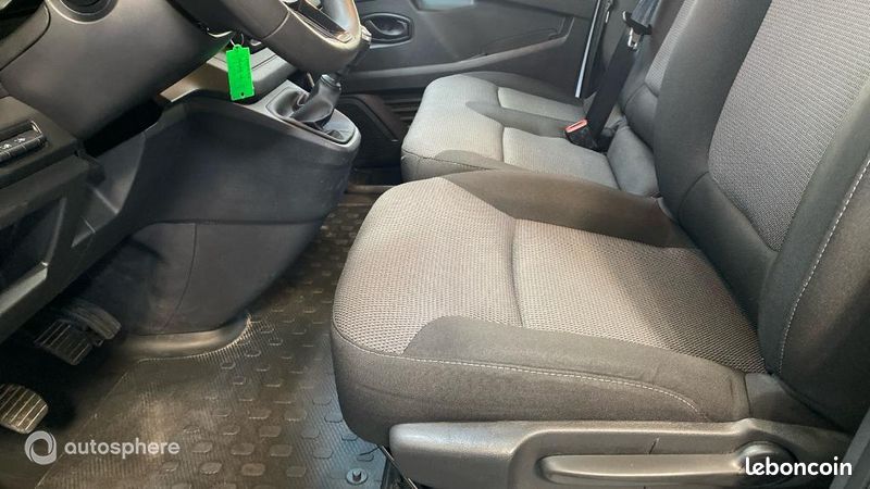 Renault Trafic Véhicule utilitaire ou Société L1H1 3T 2.0 Blue dCi 130ch Confort E6E (image 12)
