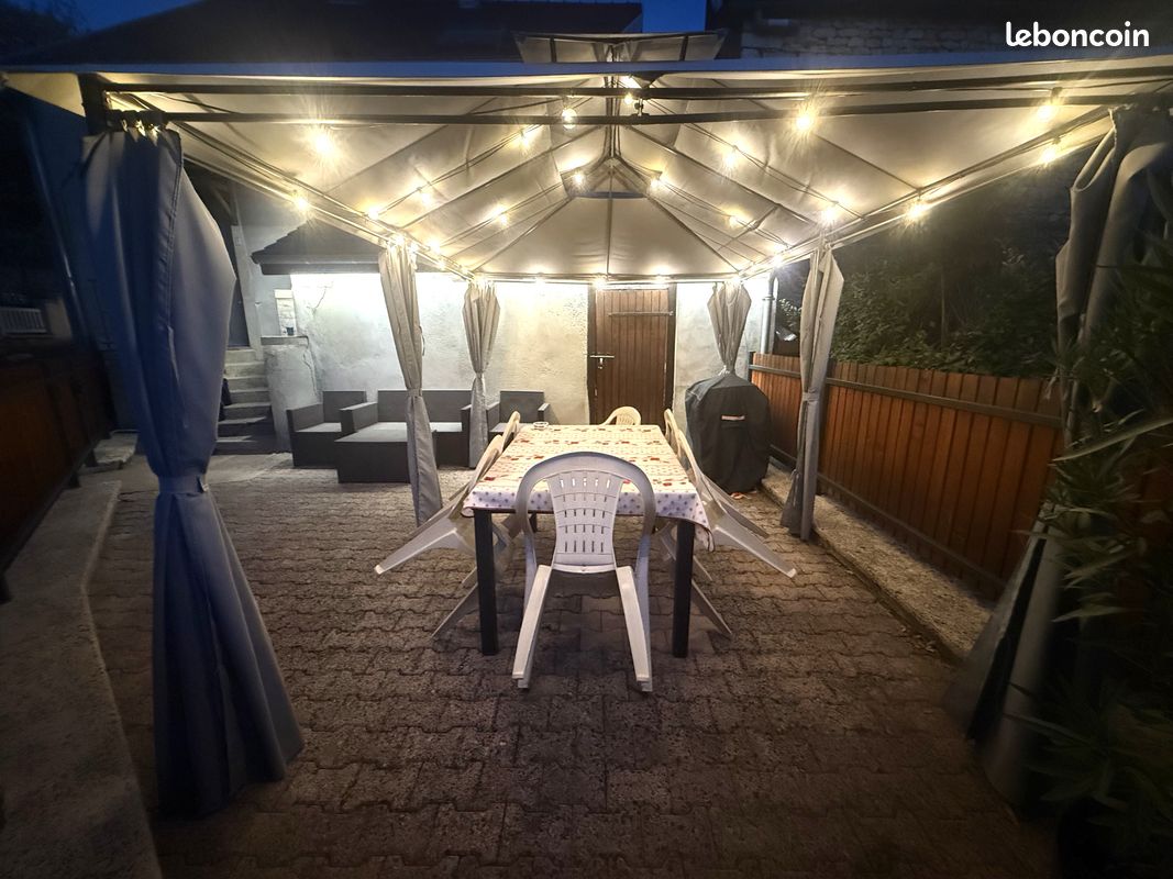 Maison 6 pièces 135 m² · à Bèze · 135 m² · 194 000 €