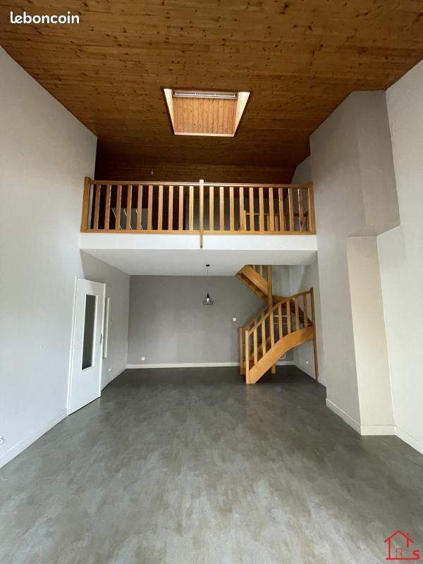 Appartement 4 pièces 109 m² · à Pont-À-Mousson · 109 m² · 810 €