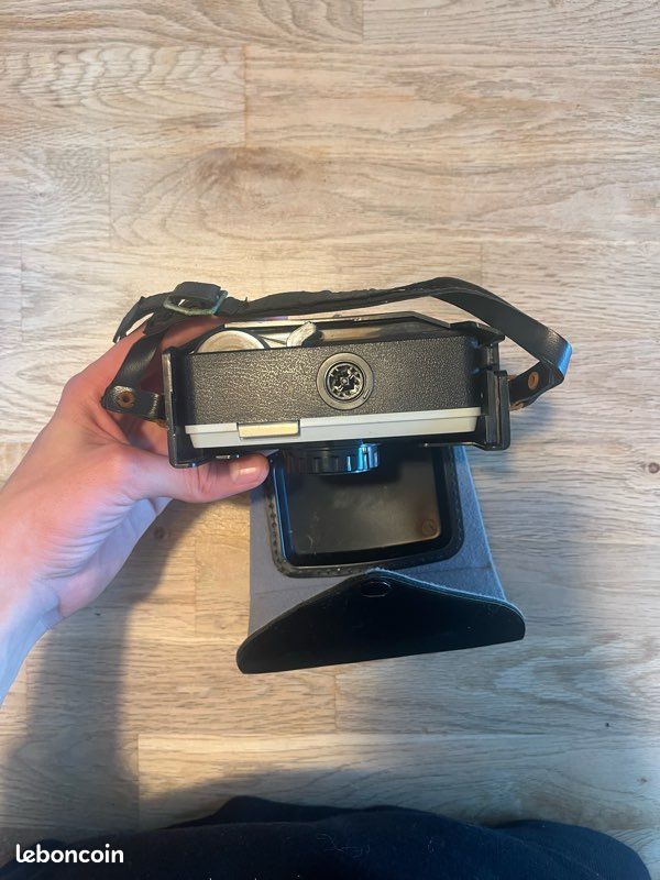 Appareil photo vintage Kodak Instamatic 177X avec étui Photo