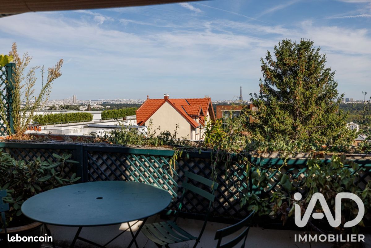 Appartement 6 pièces 140 m² · à Suresnes · 140 m² · 775 000 €