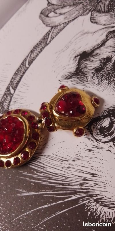 Boucles D'oreilles Clips Jacky De G - Occasion - Élément De Parure Bracelet