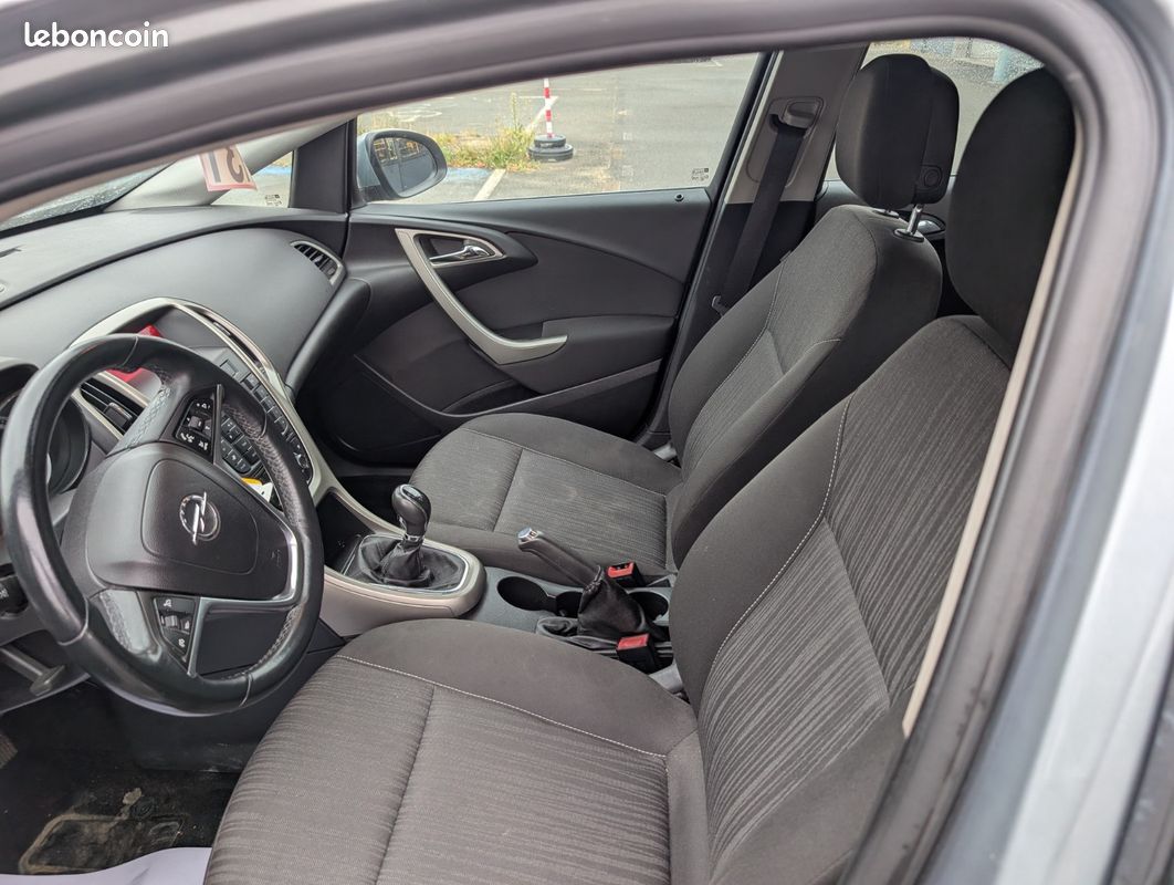Opel Astra /1.7 CDTI 110CH/Garantie/4x sans frais (image 7)