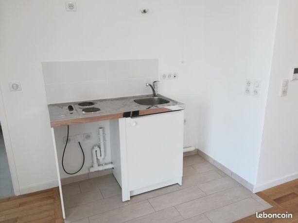 Studio 1 pièce 26 m²