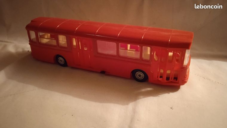 NOREV BUS SAVIEM SC10U Autobus neuf boite d'origine jouet ancien EUR 29,99 - FR