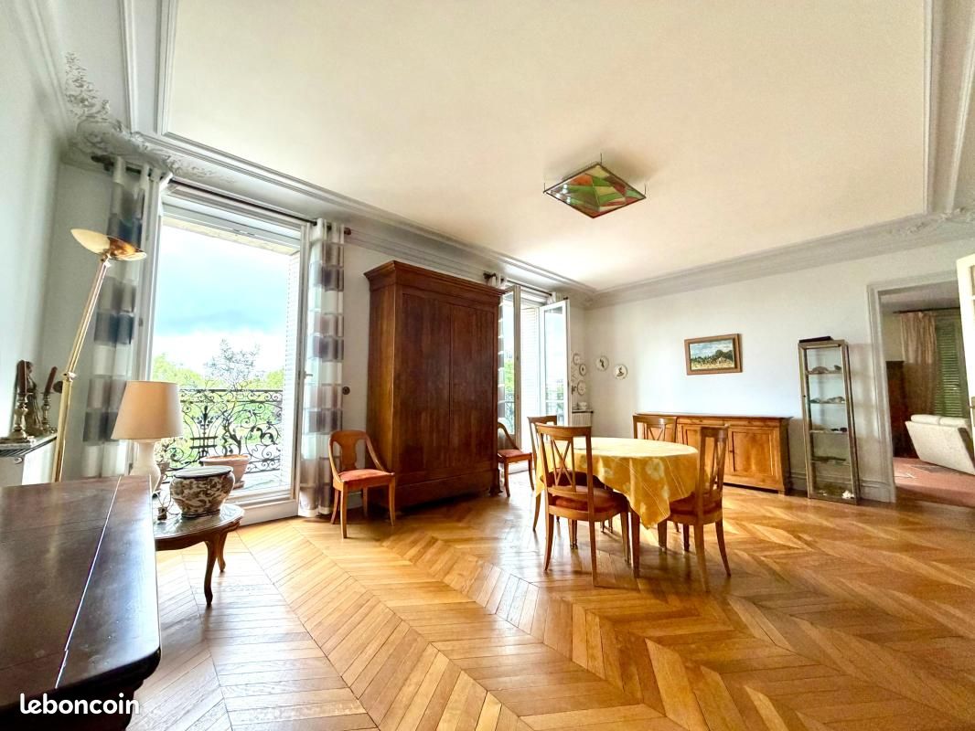 Appartement 6 pièces 150 m² · à Paris · 150 m² · 1 300 000 €