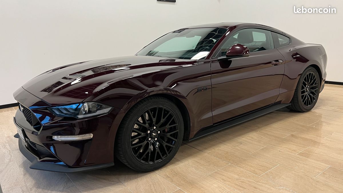 Ford Mustang 5.0 V8 GT 450 Ch BVA10 / Peinture Burgundy Velvet (Rare) / Pas de malus / Suivi complet / CarPlay / Android Auto / (image 6)