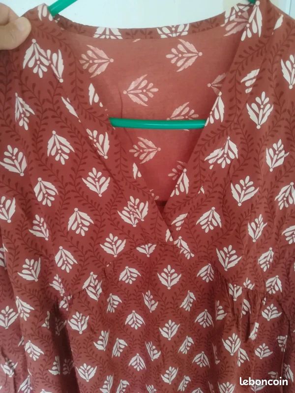 Robe Made in Italy t. 40 (image 8)