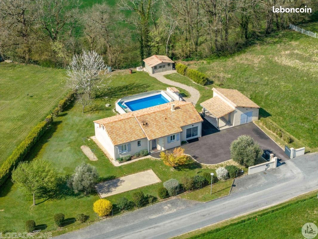 Maison 5 pièces 112 m² · à Castillonnès · 112 m² · 298 900 €
