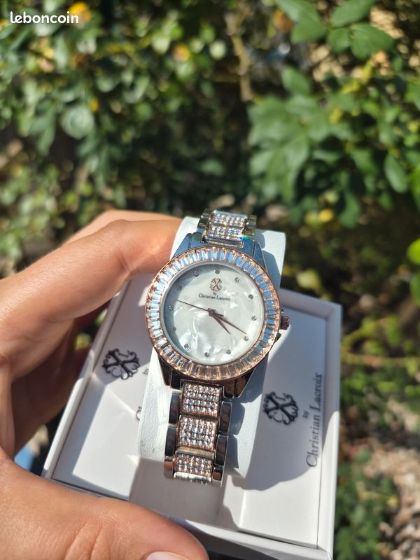 Montre femme Christian Lacroix (image 2)