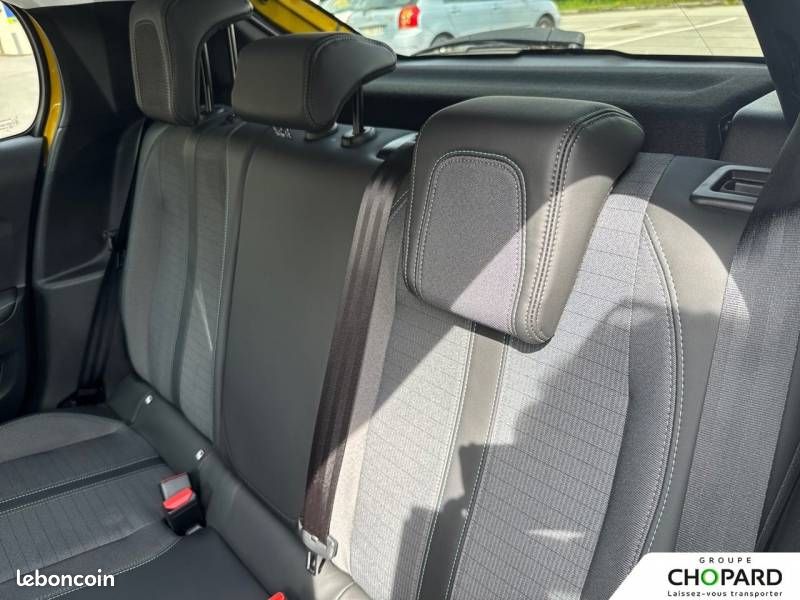 Peugeot 208 PureTech 100 S&S BVM6 Allure Pack (image 19)
