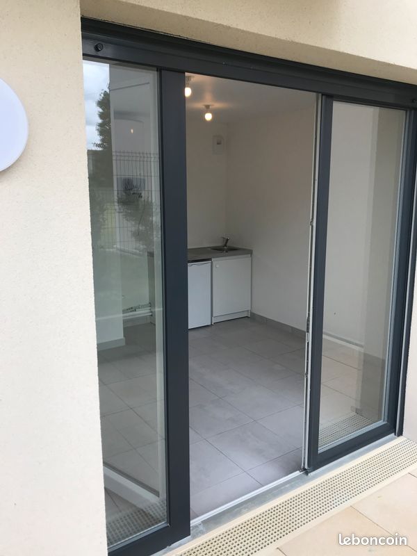 Appartement 1 pièce 23 m² · à Saint-Maur-des-Fossés · 23 m² · 564 €