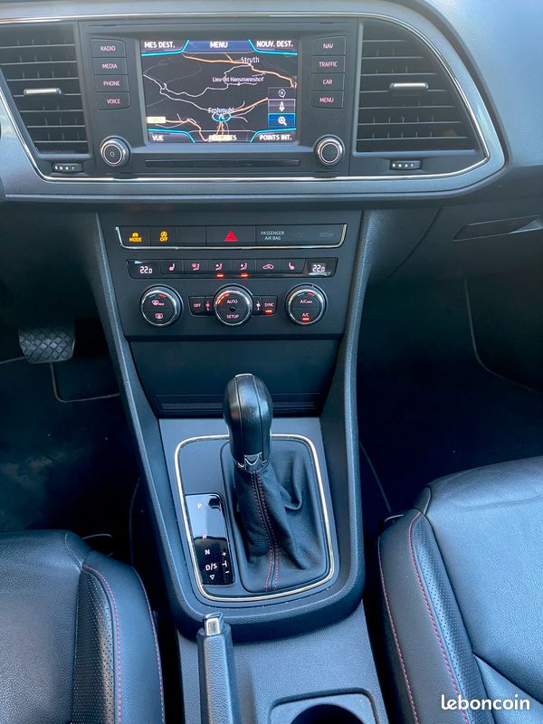 SEAT LEON 1.8 180cv FR DSG-Pack Aérodynamique - Radars AR-Clim auto-Sièges full cuir chauffant-Full LED-Régulateur-Navi-S&S (image 10)