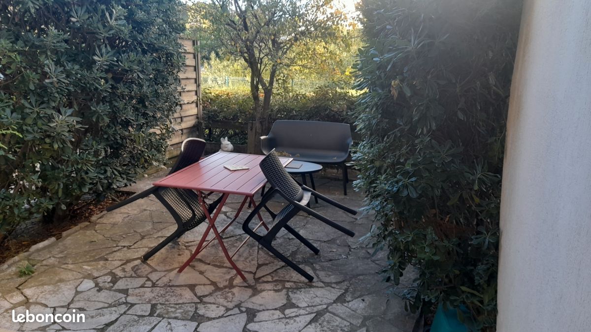 Studio rez de jardin,centre (image 3)