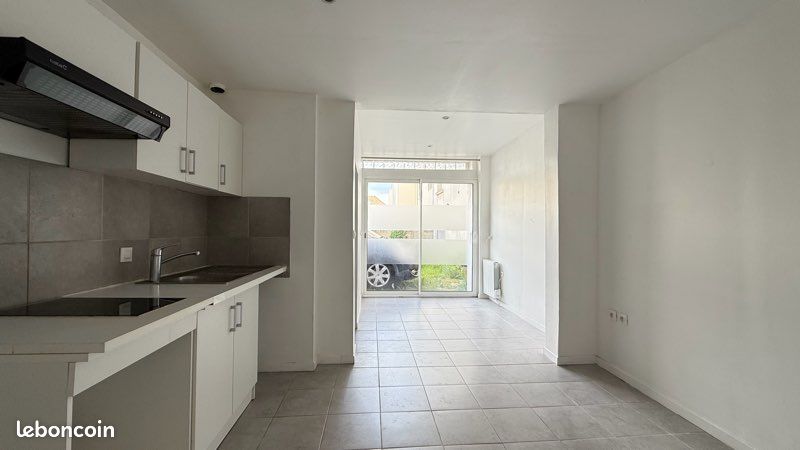 Appartement 2 pièces 28 m² · à Pont-Sainte-Maxence · 28 m² · 550 €