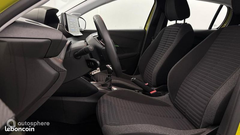 Peugeot 208 1.2 PureTech 100ch S&S Active (image 12)