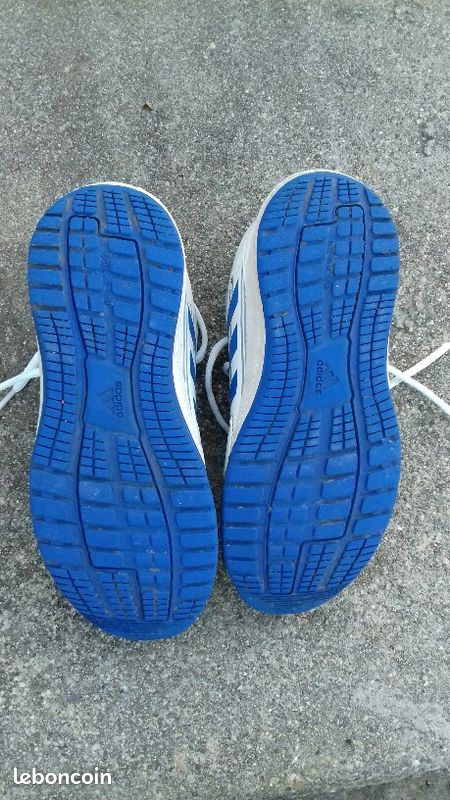 Chaussures adidas pointure 36 (image 2)