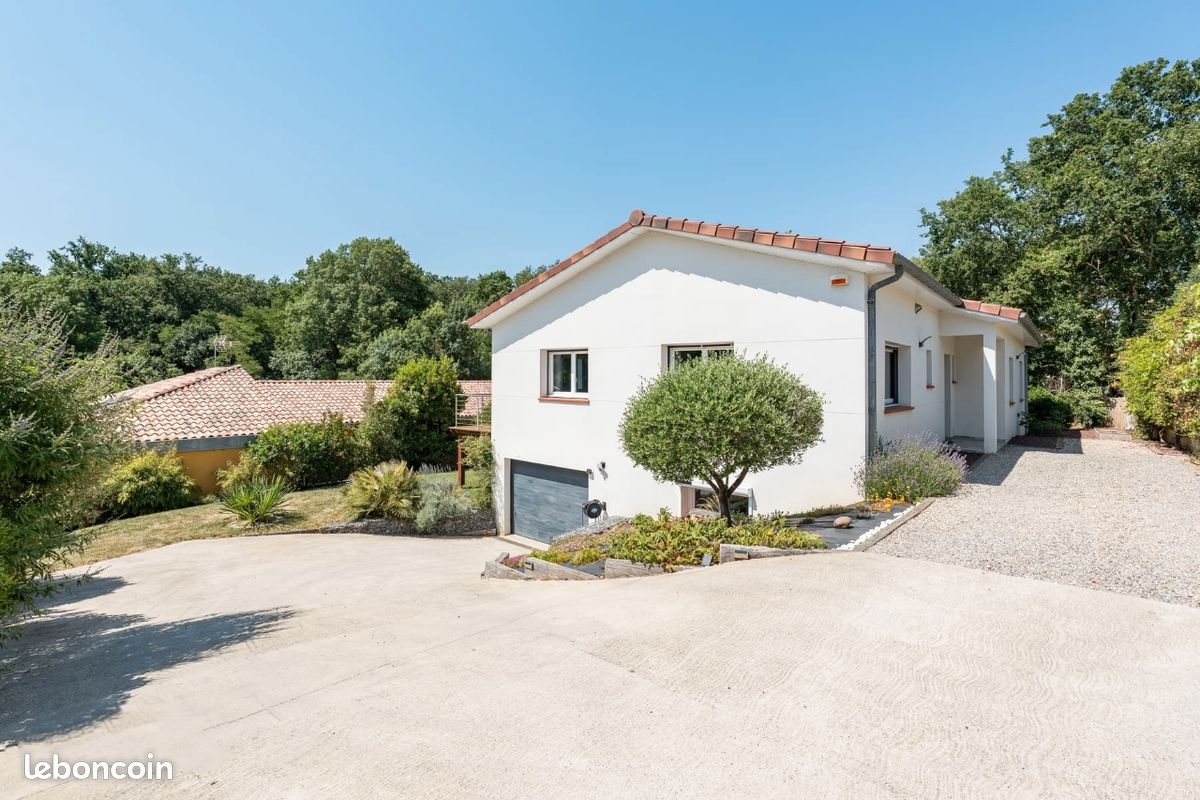 Maison 6 pièces 155 m² · à Saint-Clar-de-Rivière · 155 m² · 370 000 €