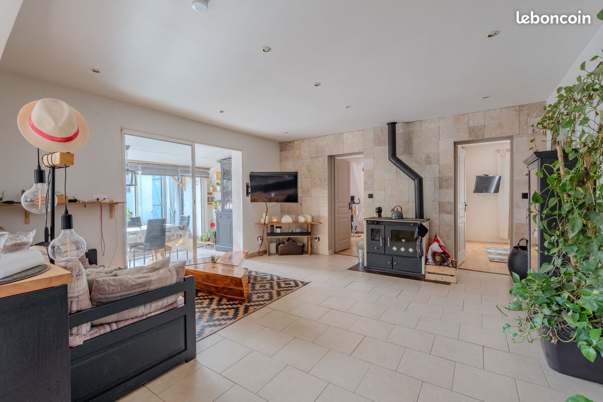 Maison 11 pièces 236 m² (image 3)