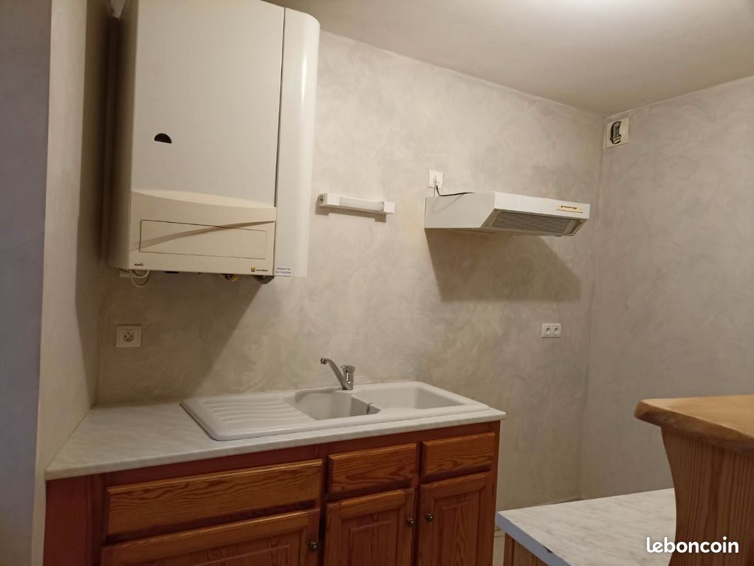 Appartement 3 pièces 52 m² · à Yssingeaux · 52 m² · 460 €