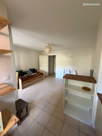 Studio 1 pièce 26 m²